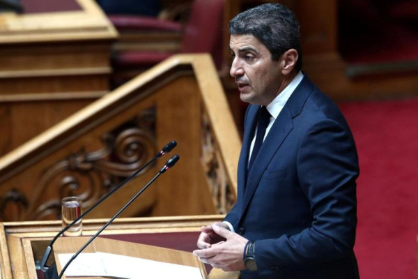 Λευτέρης Αυγενάκης στο πλαίσιο των Προγραμματικών Δηλώσεων: «Μαγικό ραβδάκι δεν έχουμε. Έχουμε υπομονή και στοχοπροσήλωση. Δεσμεύομαι προσωπικά ότι θα τηρήσω στο ακέραιο τον λόγο μου»