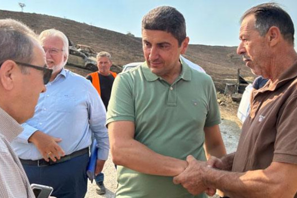 Αυτοψία ΥπΑΑΤ, Λευτέρη Αυγενάκη σε πυρόπληκτες περιοχές της Μαγνησίας