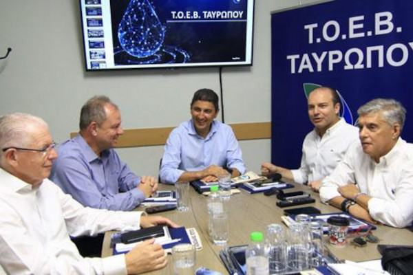 Σύσκεψη ΥπΑΑΤ, Λευτέρη Αυγενάκη για έργο Ταυρωπού- Επισκέψεις Υπουργού και Υφυπουργού σε παραγωγικές μονάδες
