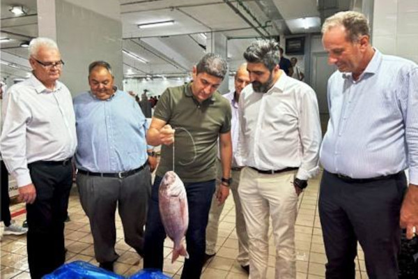 ΟΜΙΛΙΑ ΑΥΓΕΝΑΚΗ ΣΕ ΑΓΡΟΤΕΣ ΣΤΟ ΛΑΓΚΑΔΑ - ΕΠΙΣΚΕΨΗ ΣΤΗΝ ΙΧΘΥΟΣΚΑΛΑ Ν.ΜΗΧΑΝΙΩΝΑΣ