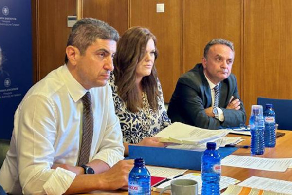 Σύσκεψη ΥπΑΑΤ, Λευτέρη Αυγενάκη με υπηρεσίες και εποπτευόμενους Οργανισμούς