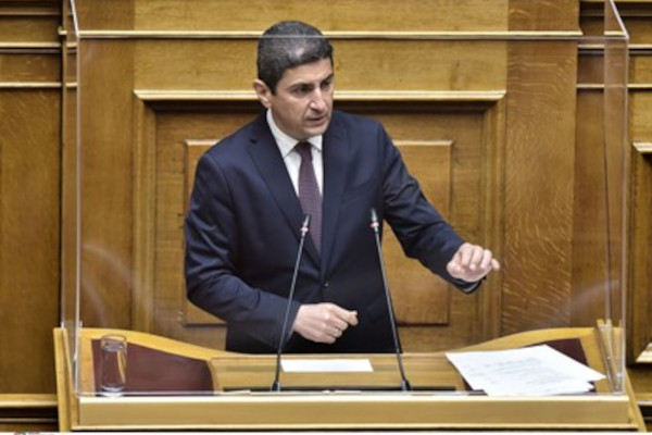 Λ. Αυγενάκης: «Ώρα να πρυτανεύσει η λογική στη Super League 2, να αλλάξουν την εκβιαστική ατελέσφορη στάση τους και να επιστρέψουν στους αγώνες για να συνεχιστεί ο διάλογος»