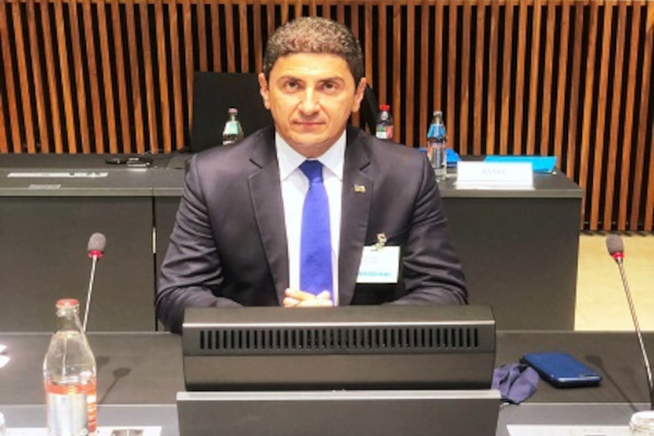 Αποδοχή από τη Σύνοδο των Υπουργών Αθλητισμού της ΕΕ των προτάσεων του Λ. Αυγενάκη, που υιοθετήθηκαν πλήρως στα Συμπεράσματα, περί του ρόλου του Αθλητισμού στη Βιώσιμη Ανάπτυξη