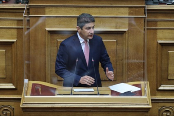 Εκκινεί την προσεχή εβδομάδα η διαβούλευση του Λευτέρη Αυγενάκη με τους εκπροσώπους των αθλητών στα ΔΣ των Ομοσπονδιών, για τις παροχές της Πολιτείας προς τους διακεκριμένους αθλητές