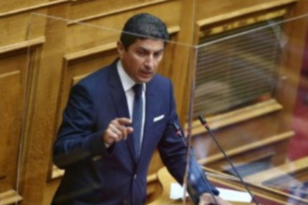 Λ. Αυγενάκης: «Τα Προγράμματα Άθλησης για Όλους δεν καταργούνται, αλλά αναδιατάσσονται με κανόνες διαφάνειας και ελέγχους αξιολόγησης του παραγόμενου έργου τους»